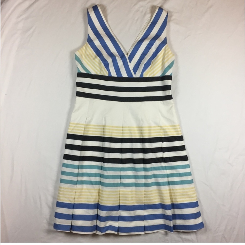 Kay Unger New York Nautical Pleated Dress, size 4